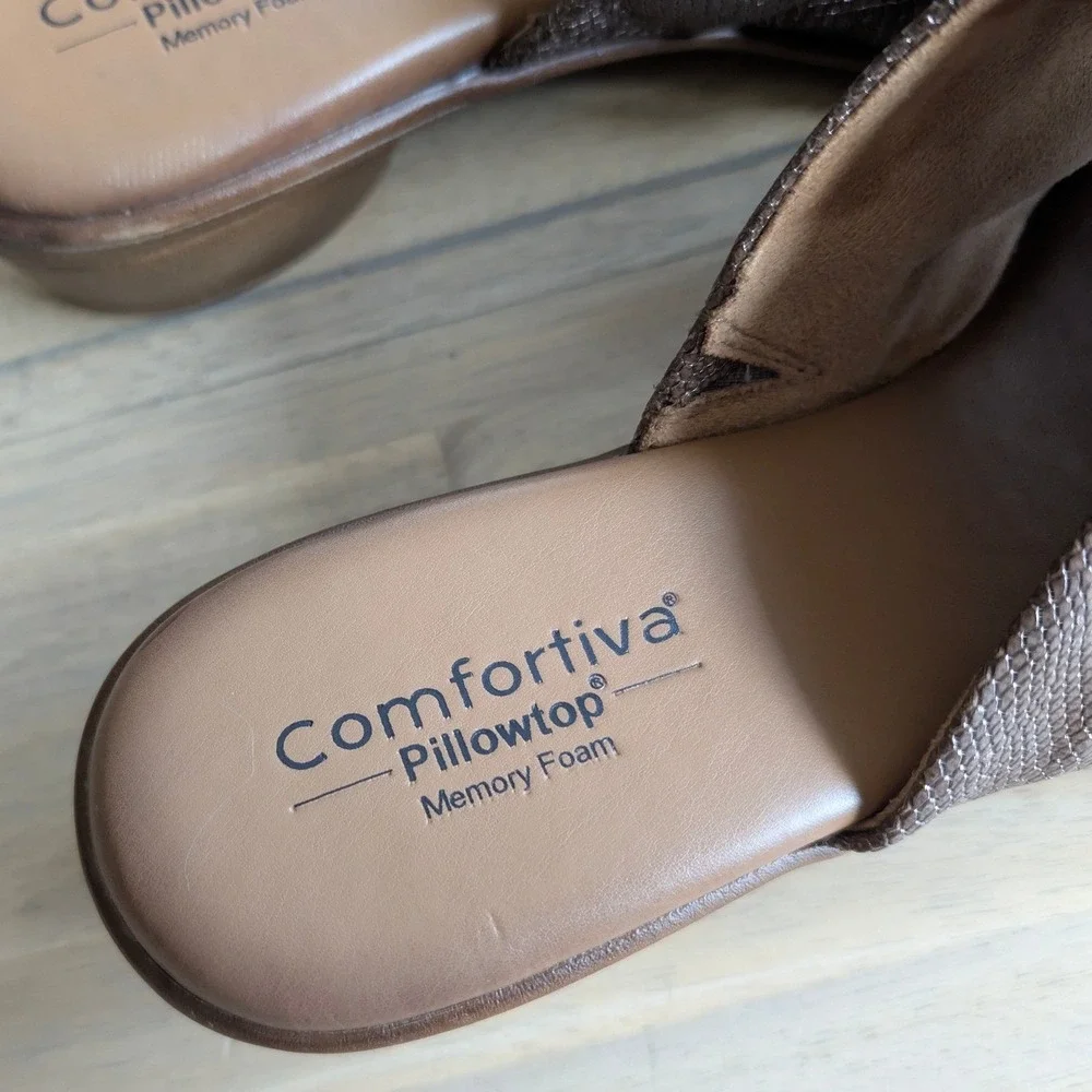 Comfortiva Pillowtop‎ Bronze Snakeskin Ruched Slide Sandals Low Block Heel Sz10